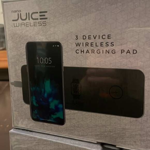 Tech2 Nano 3 in 1 Wireless Charger - Picture 3 of 8